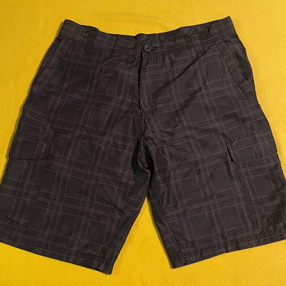 Mens cargo shorts